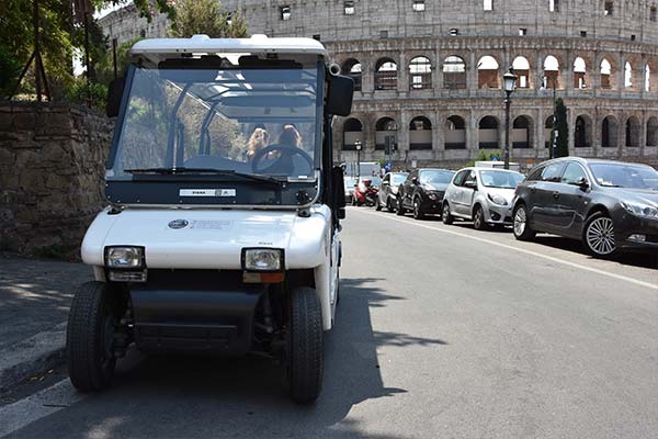 colosseum-and-golf-cart-food-tour